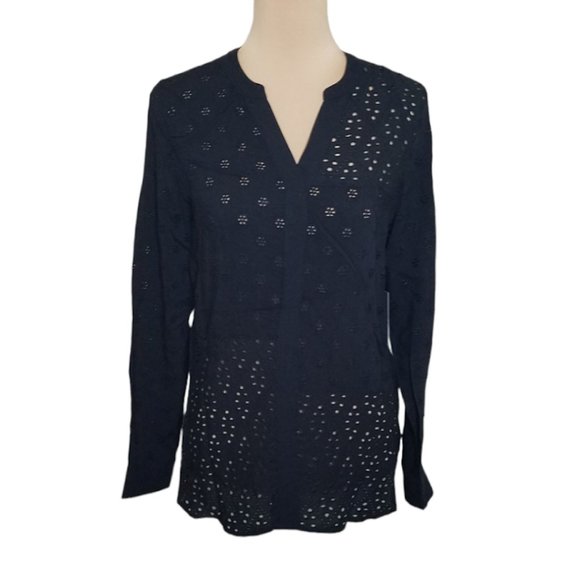 Vince Camuto Long Sleeve Split Neck Embroidered Black Blouse - Picture 8 of 10